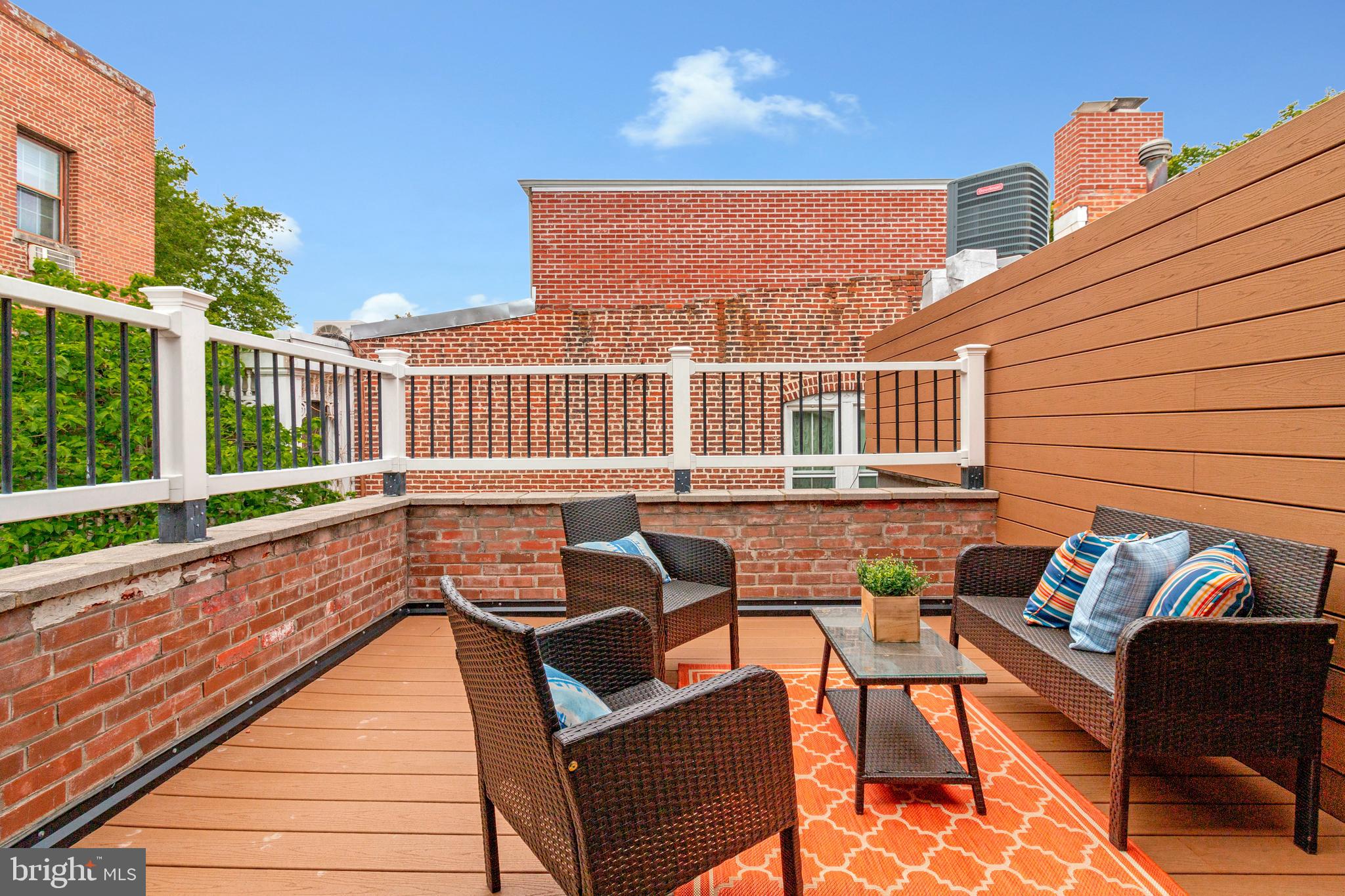 418 SEWARD SQUARE SE 3