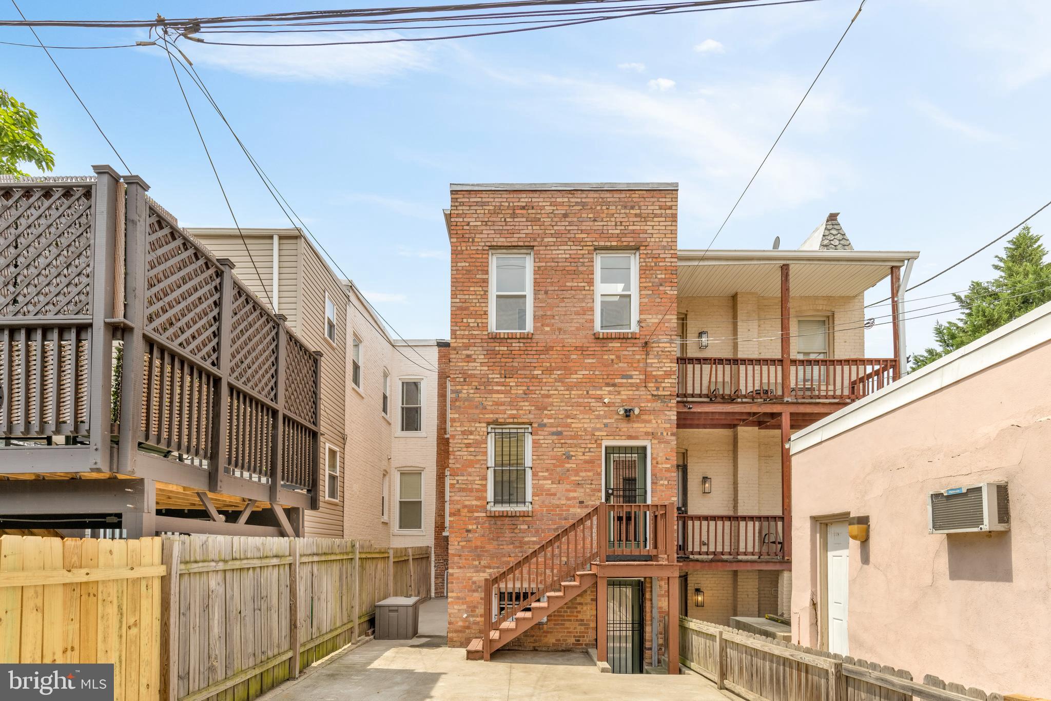 2917 NORTH CAPITOL STREET NE