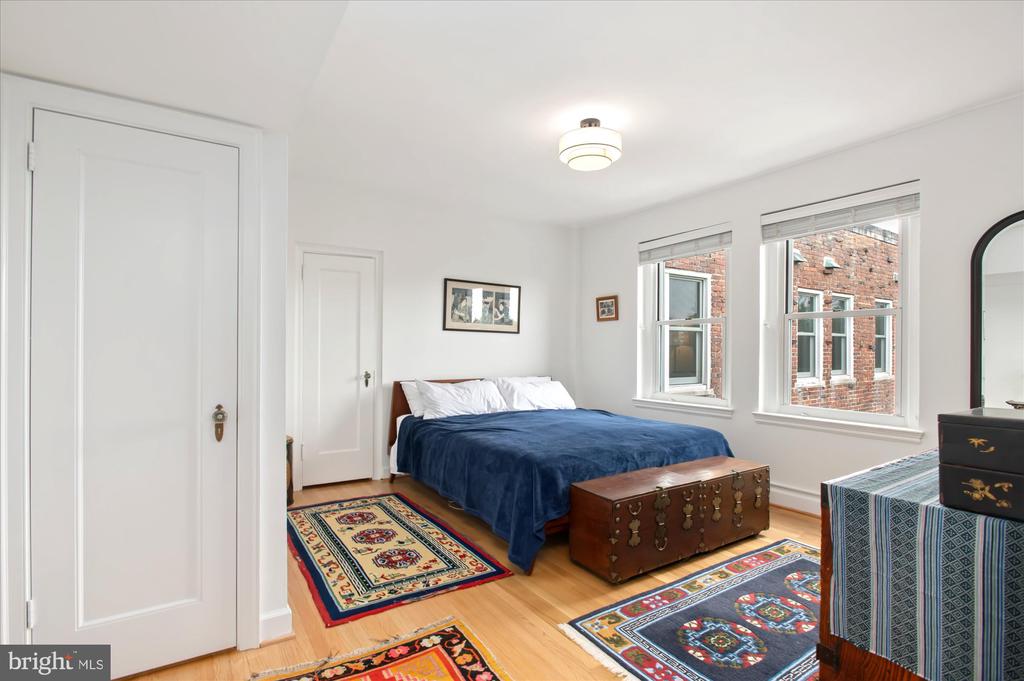 3601 CONNECTICUT AVENUE NW 816