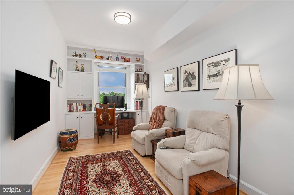 3601 CONNECTICUT AVENUE NW 816