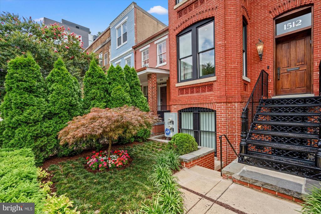 1512 8TH STREET NW