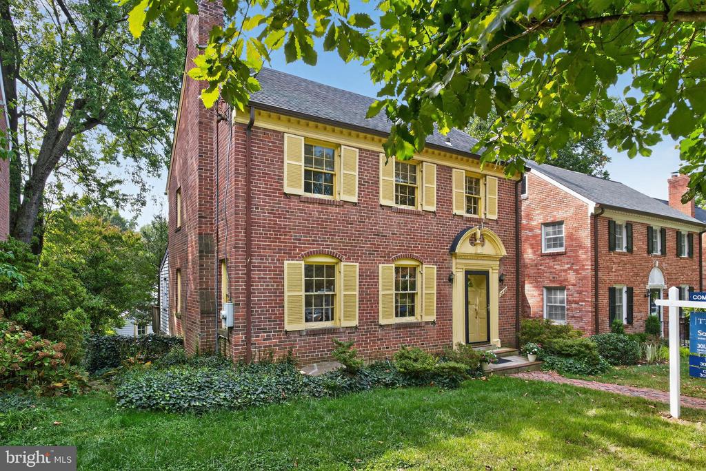 3408 LEGATION STREET NW
