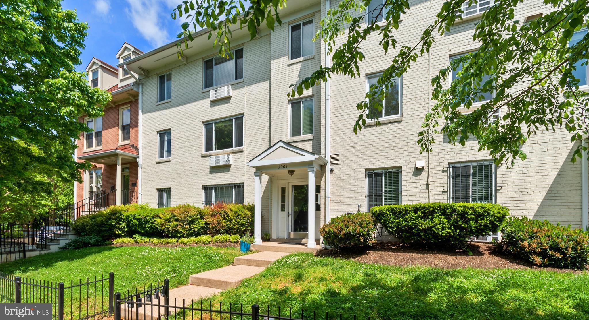 2001 ALLEN PLACE 2005 NW 301