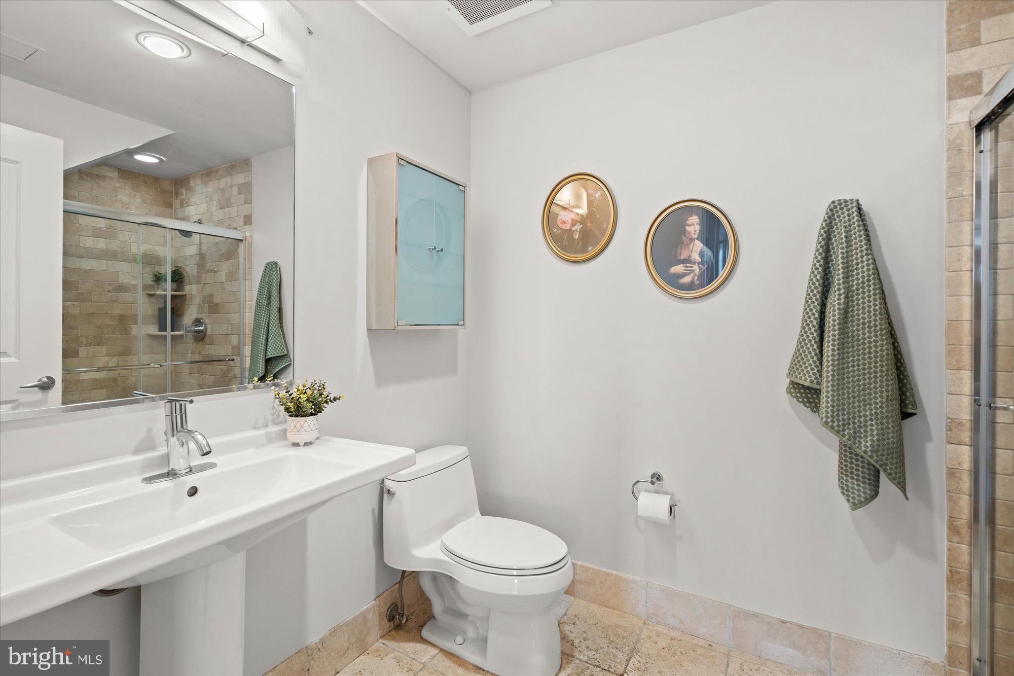 2125 14TH STREET NW 915