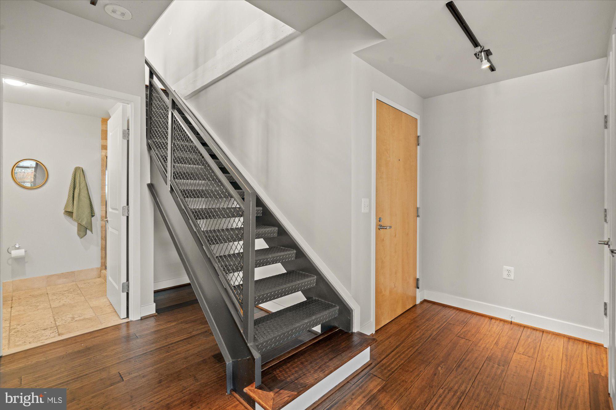 2125 14TH STREET NW 915