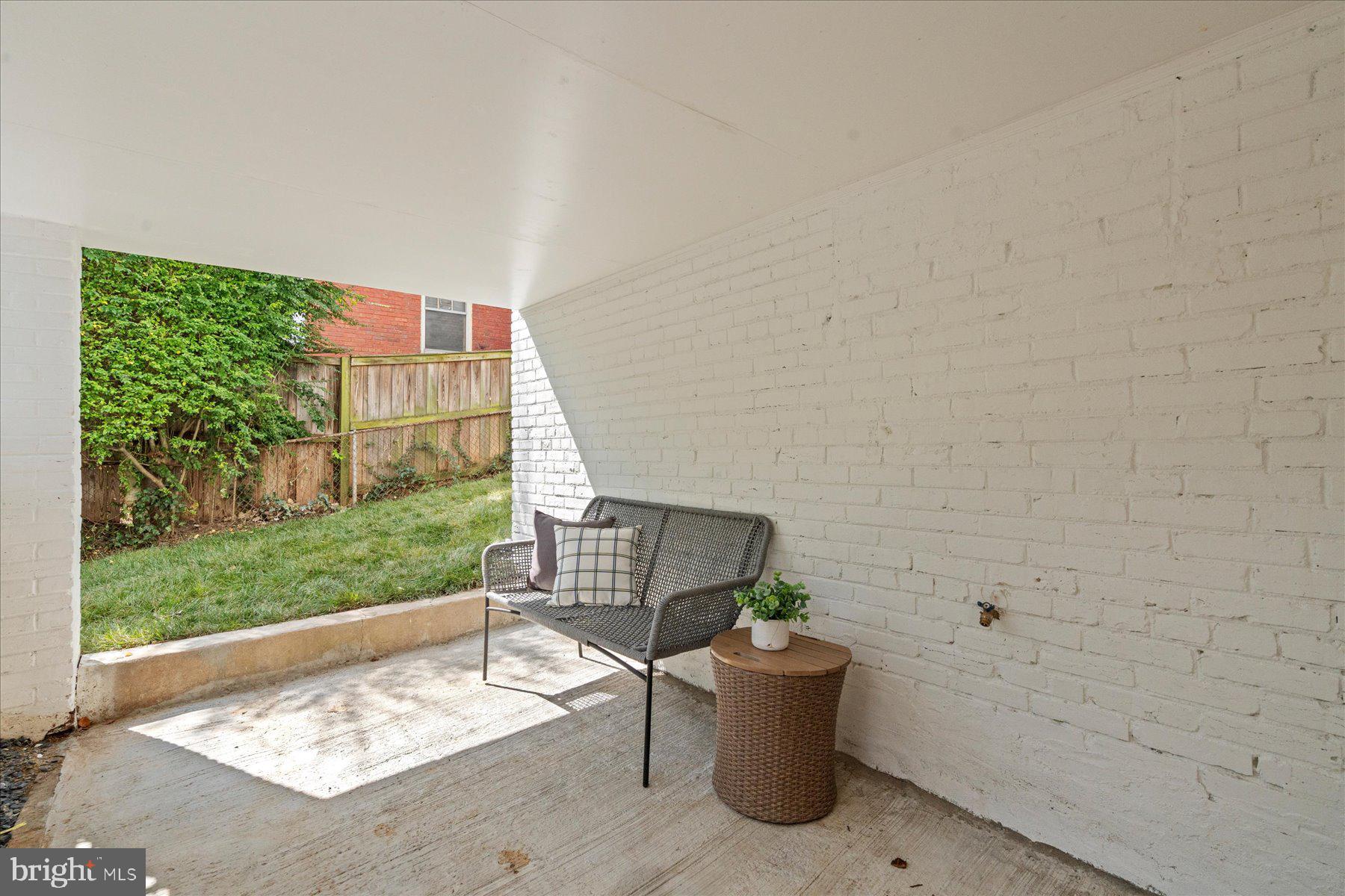 4319 12TH PLACE NE