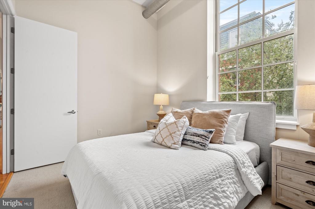 2035 2ND STREET NW G202