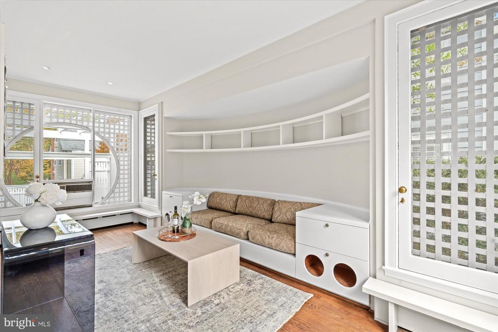 3809 KANAWHA STREET NW