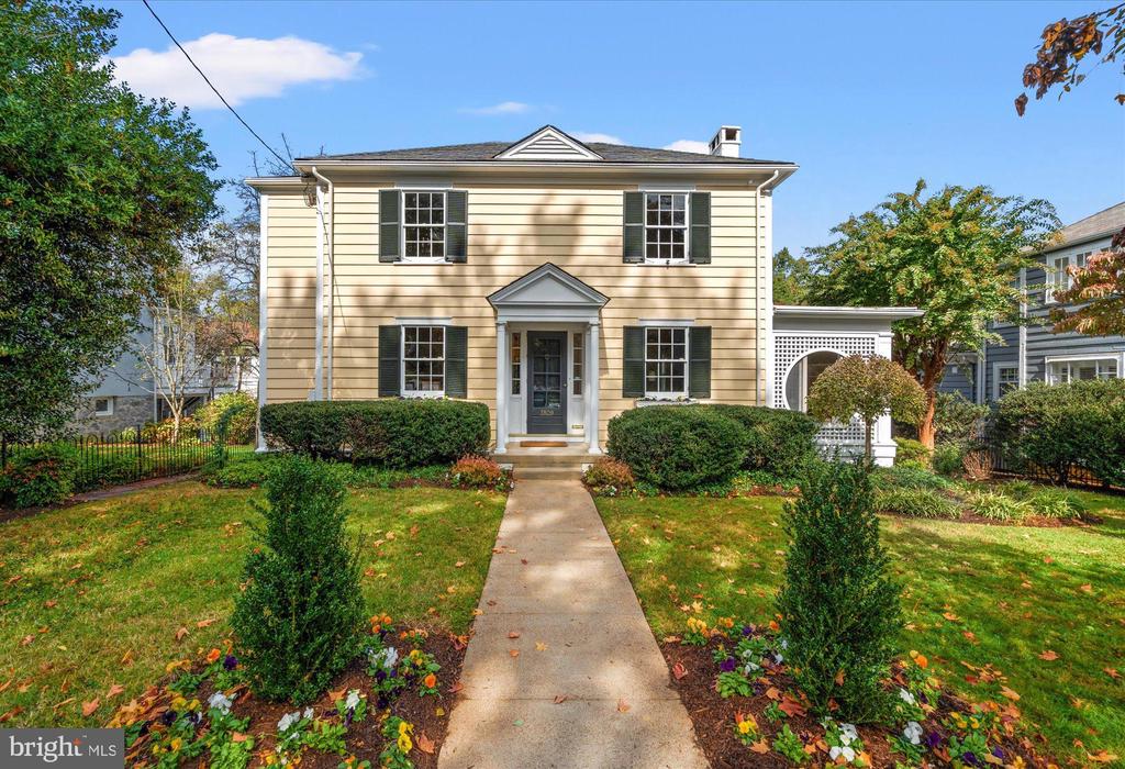 3809 KANAWHA STREET NW