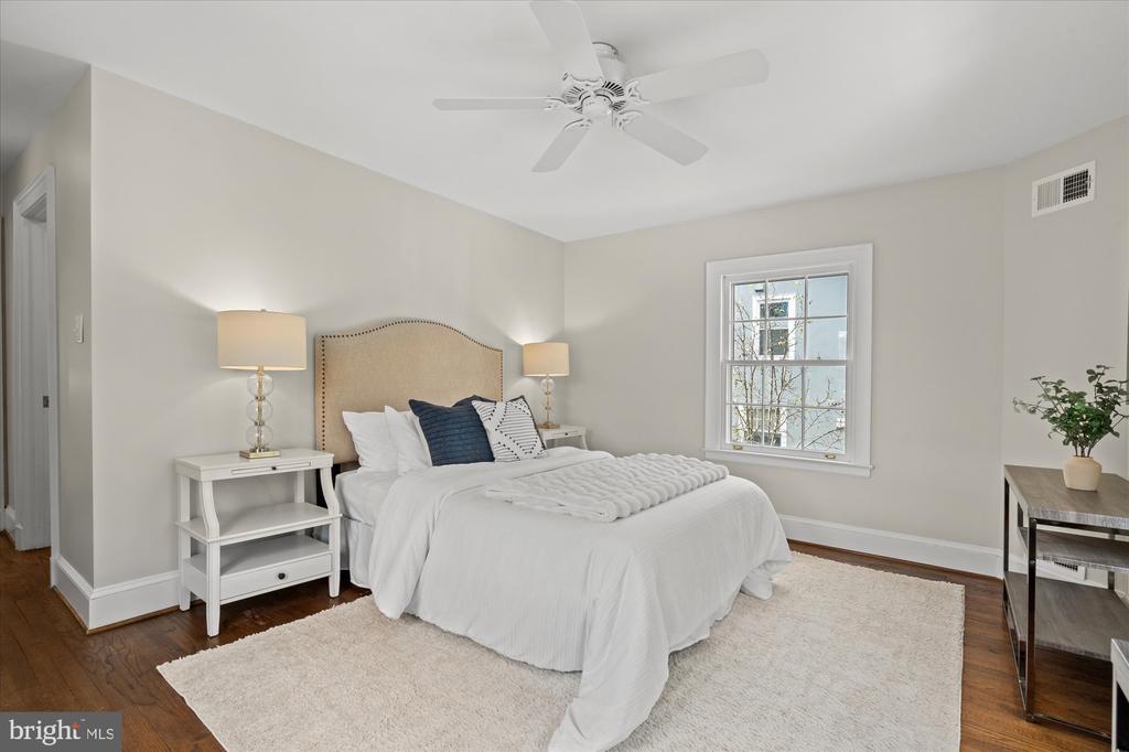 3809 KANAWHA STREET NW
