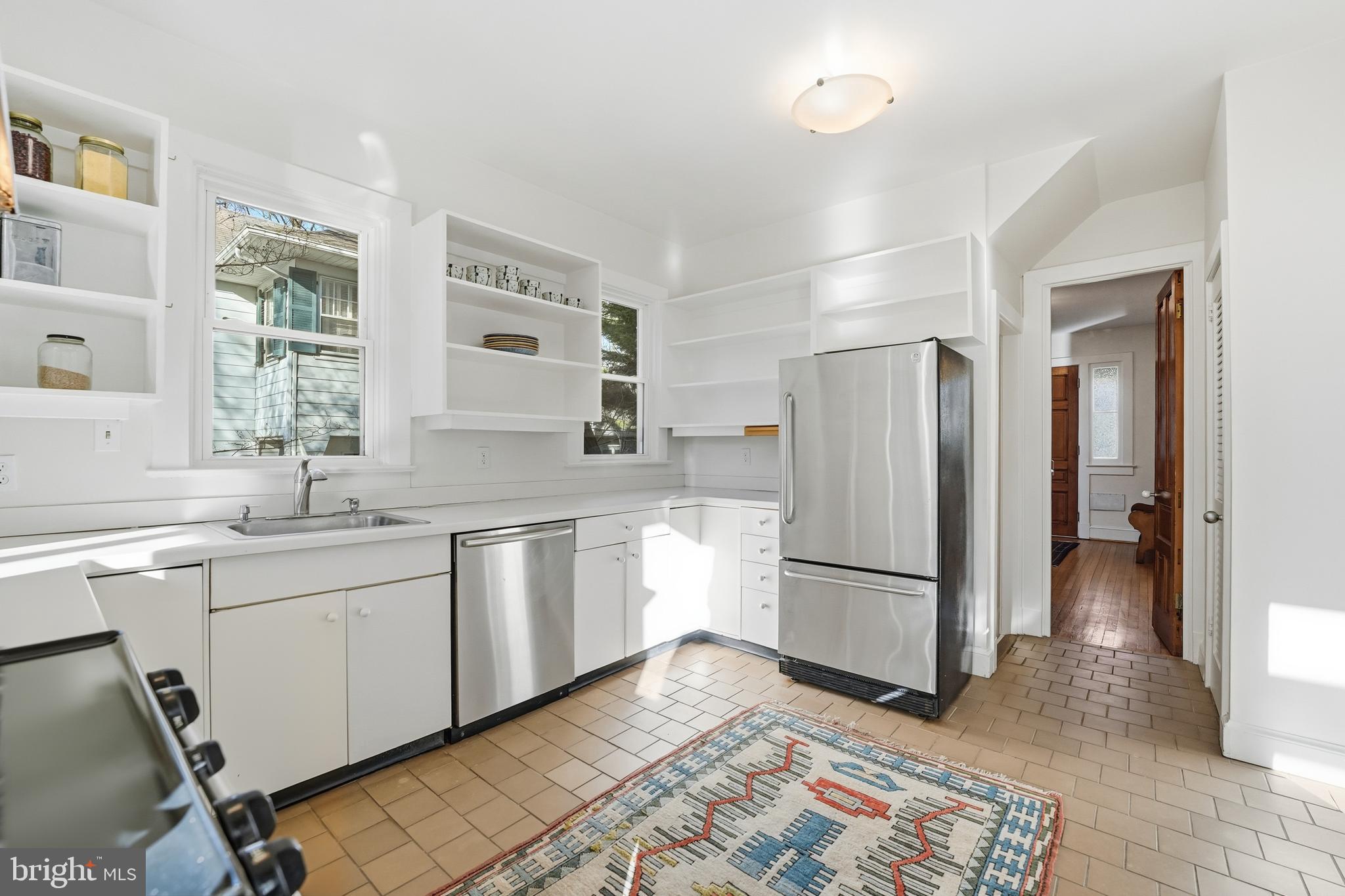 3814 JOCELYN STREET NW