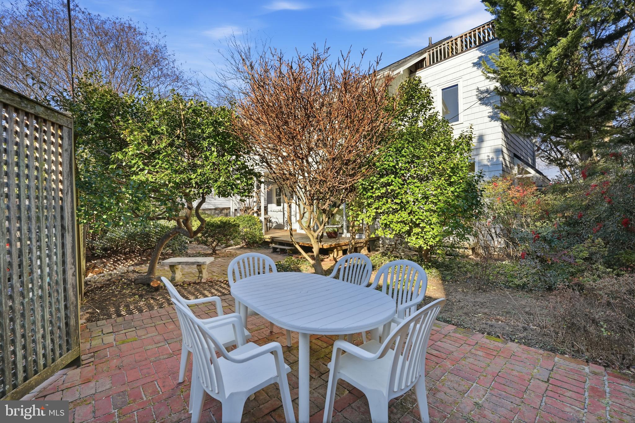 3814 JOCELYN STREET NW