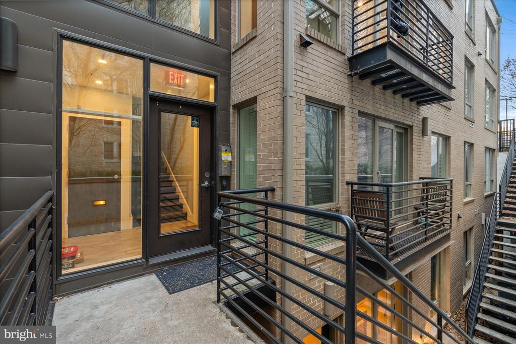 2014 KALORAMA ROAD NW 7