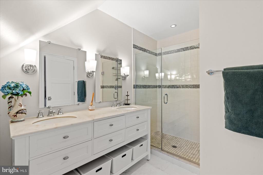 2014 KALORAMA ROAD NW 7