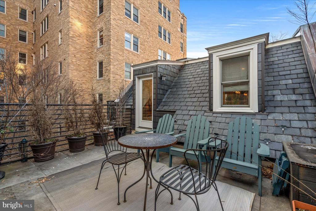 2014 KALORAMA ROAD NW 7