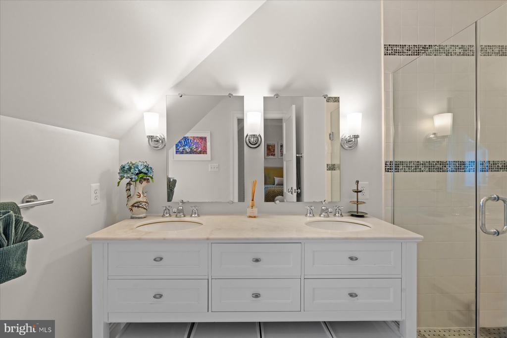 2014 KALORAMA ROAD NW 7