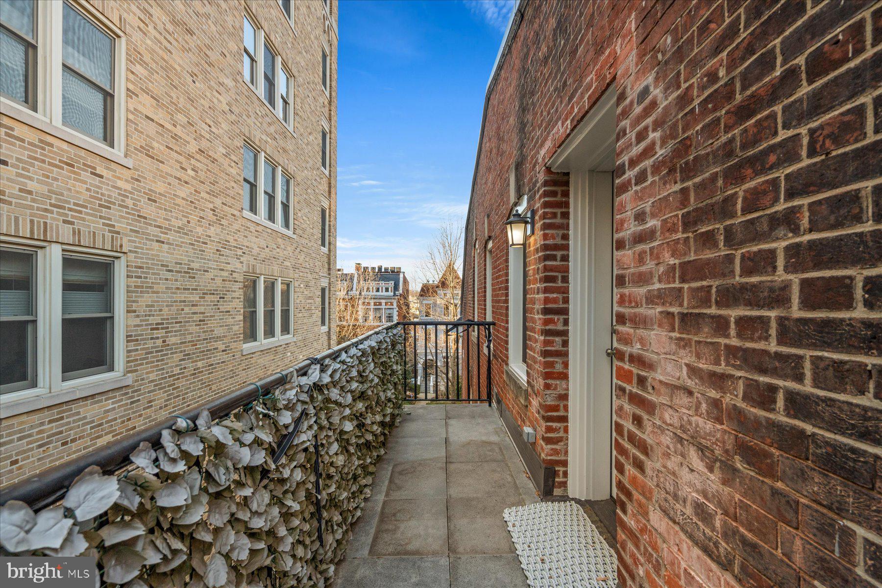 2014 KALORAMA ROAD NW 7