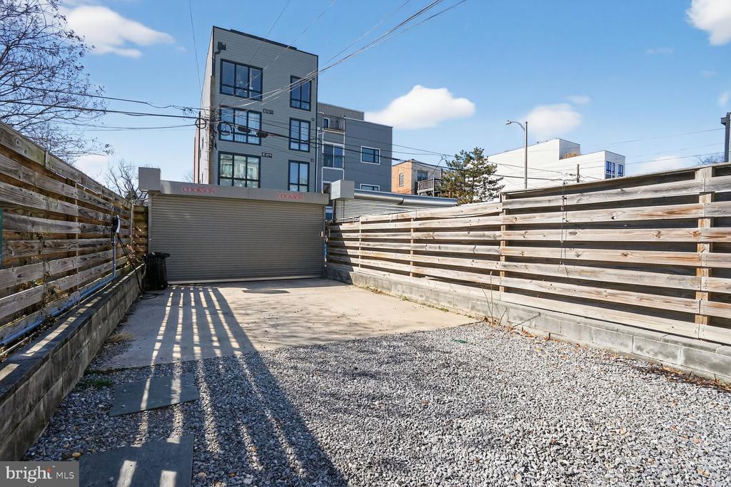 1125 MORSE STREET NE 1