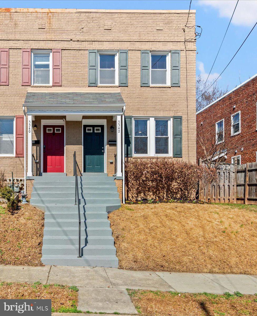 5342 AMES STREET NE