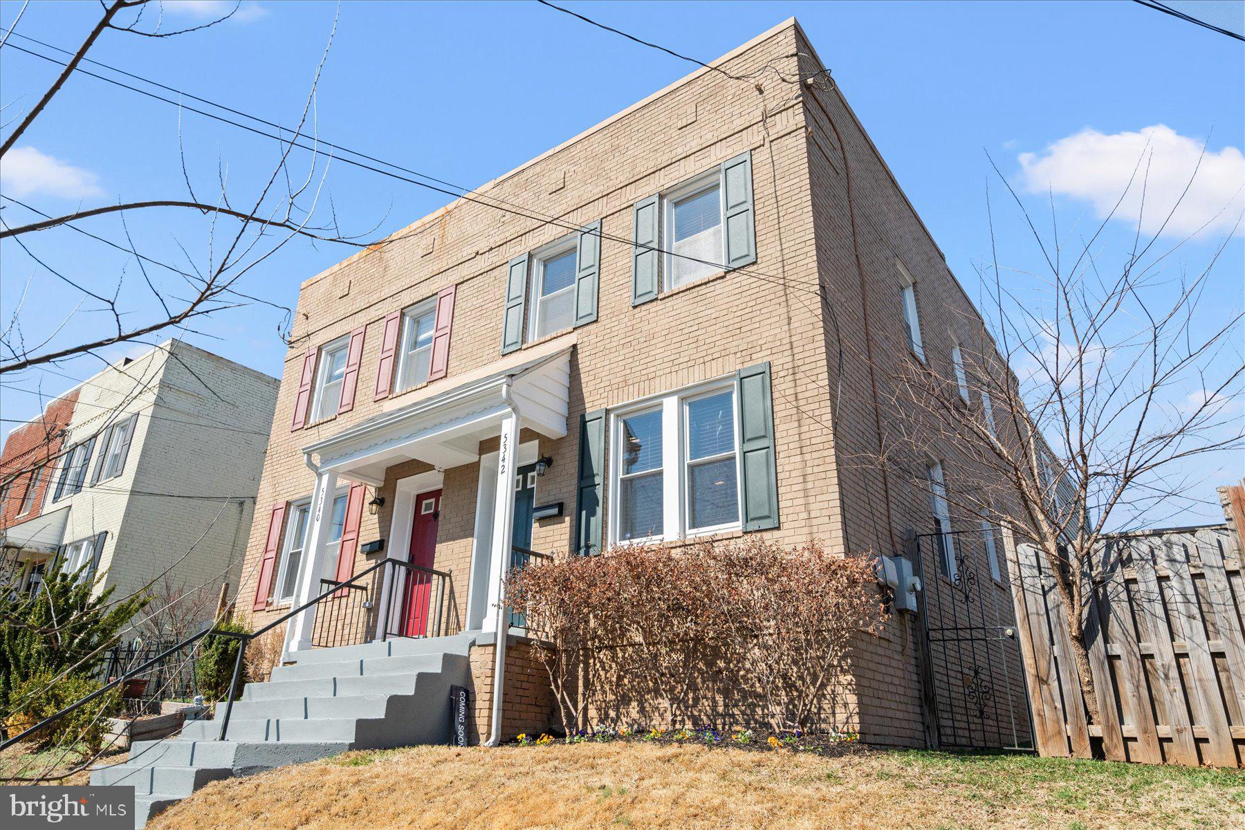 5342 AMES STREET NE