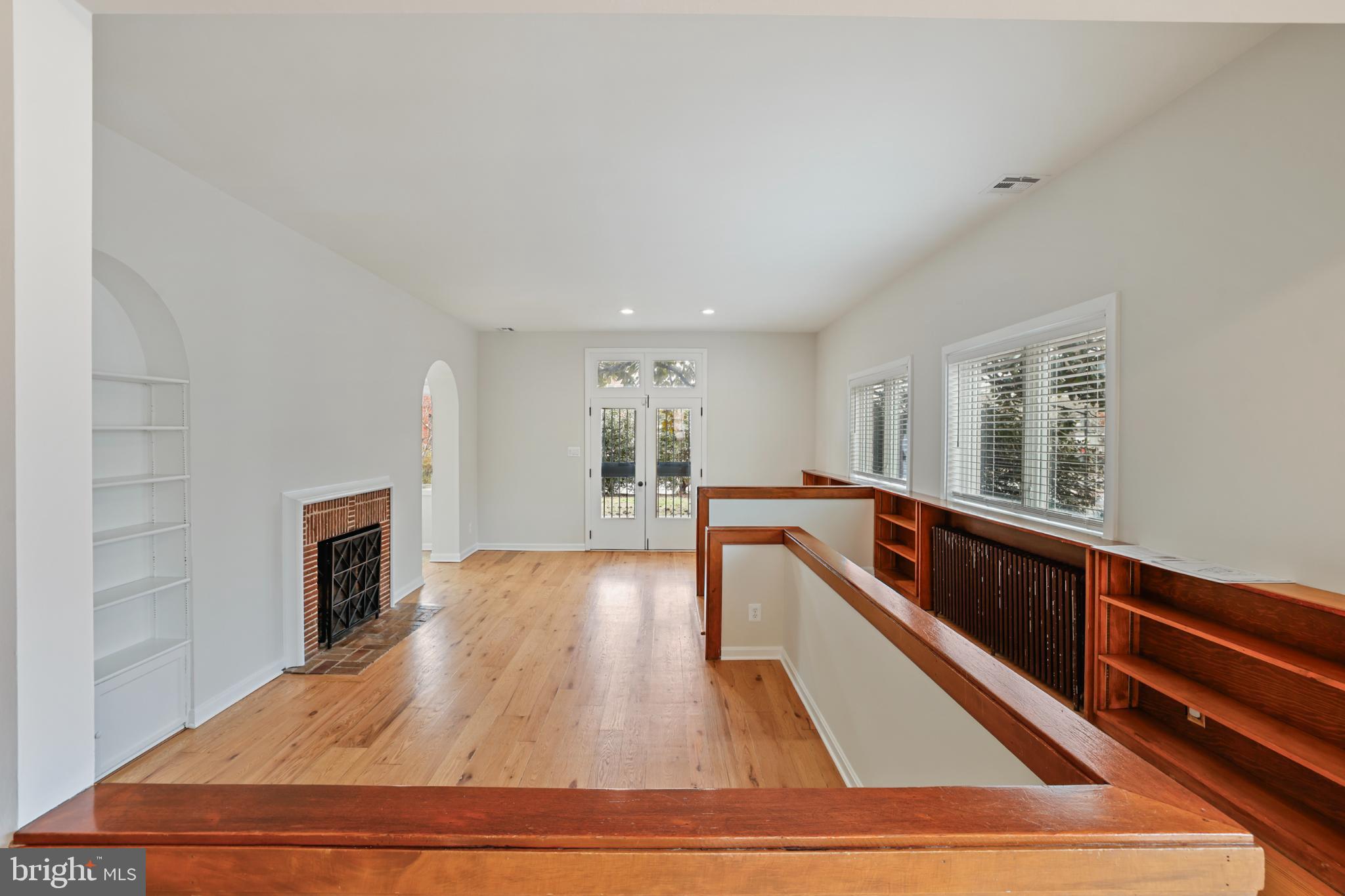 416 6TH STREET SE