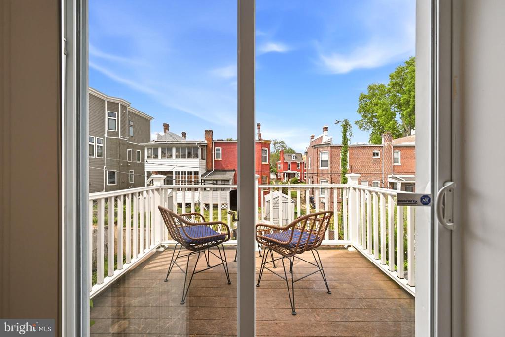 459 LURAY PLACE NW