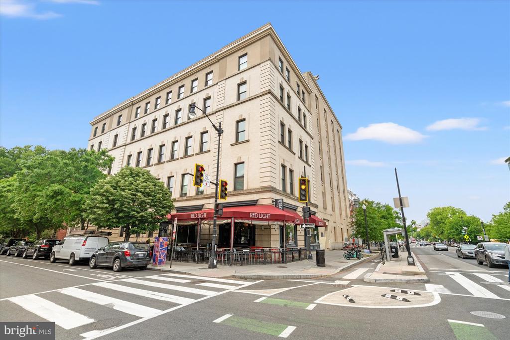 1401 R STREET NW 201
