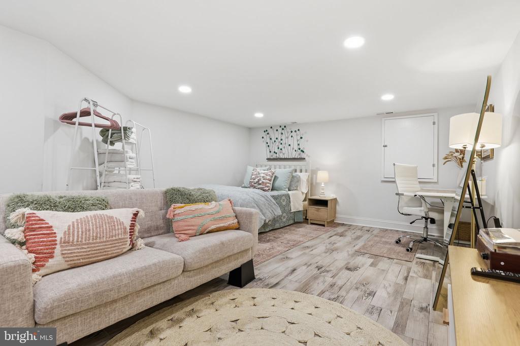 18 RANDOLPH PLACE NW