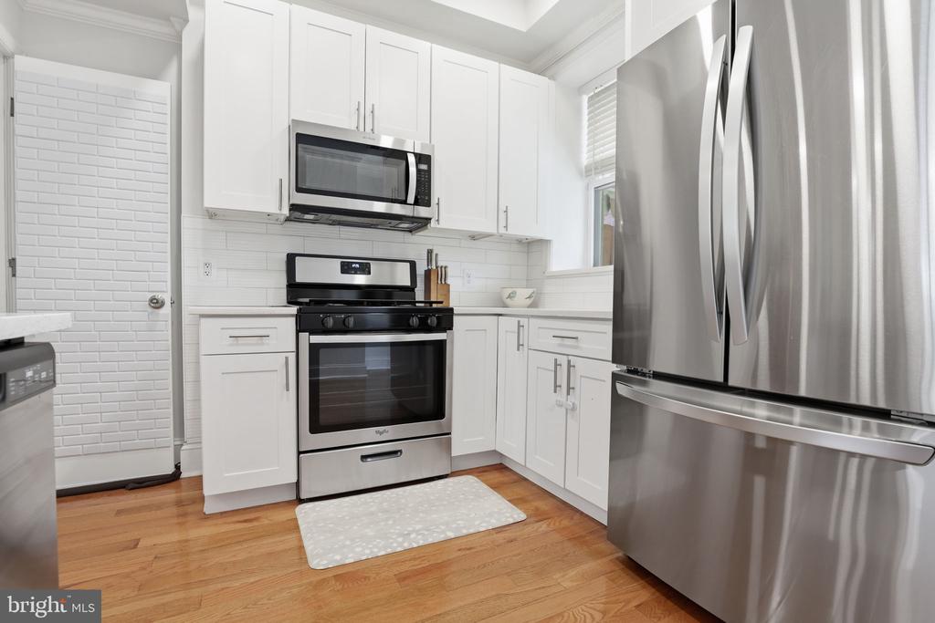18 RANDOLPH PLACE NW