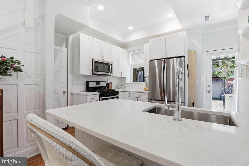 18 RANDOLPH PLACE NW