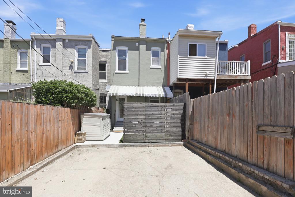18 RANDOLPH PLACE NW
