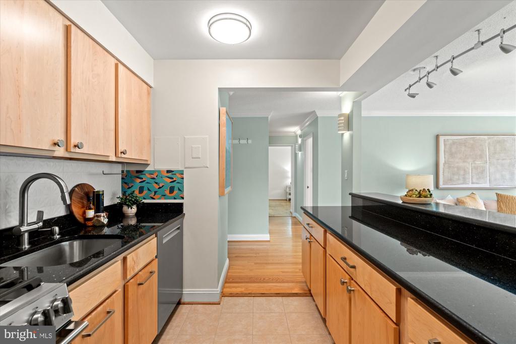 1280 21ST STREET NW Unit: 409