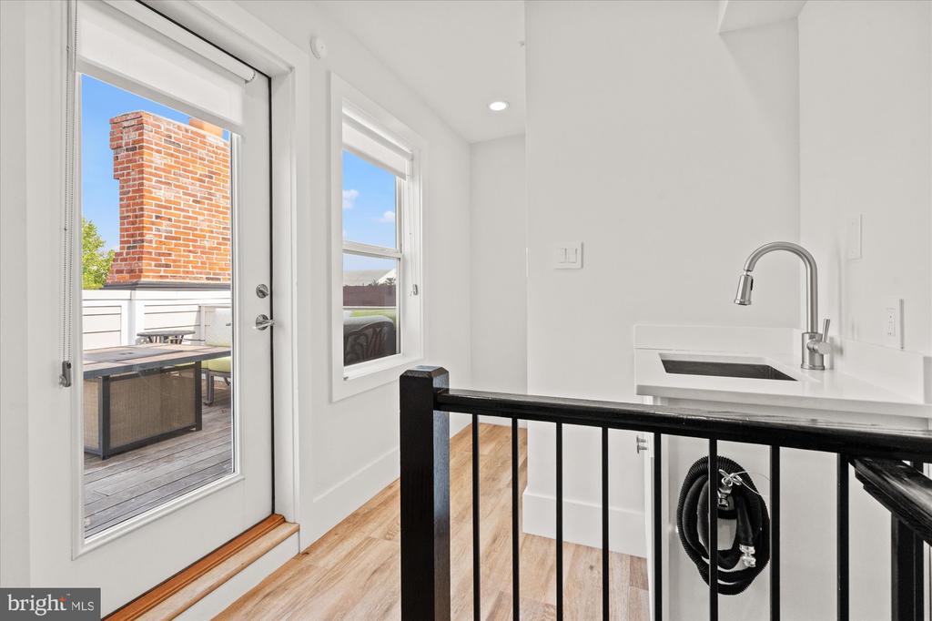 1600 13TH STREET NW Unit: B
