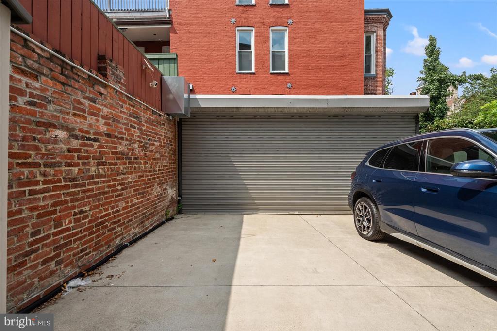 1600 13TH STREET NW Unit: B