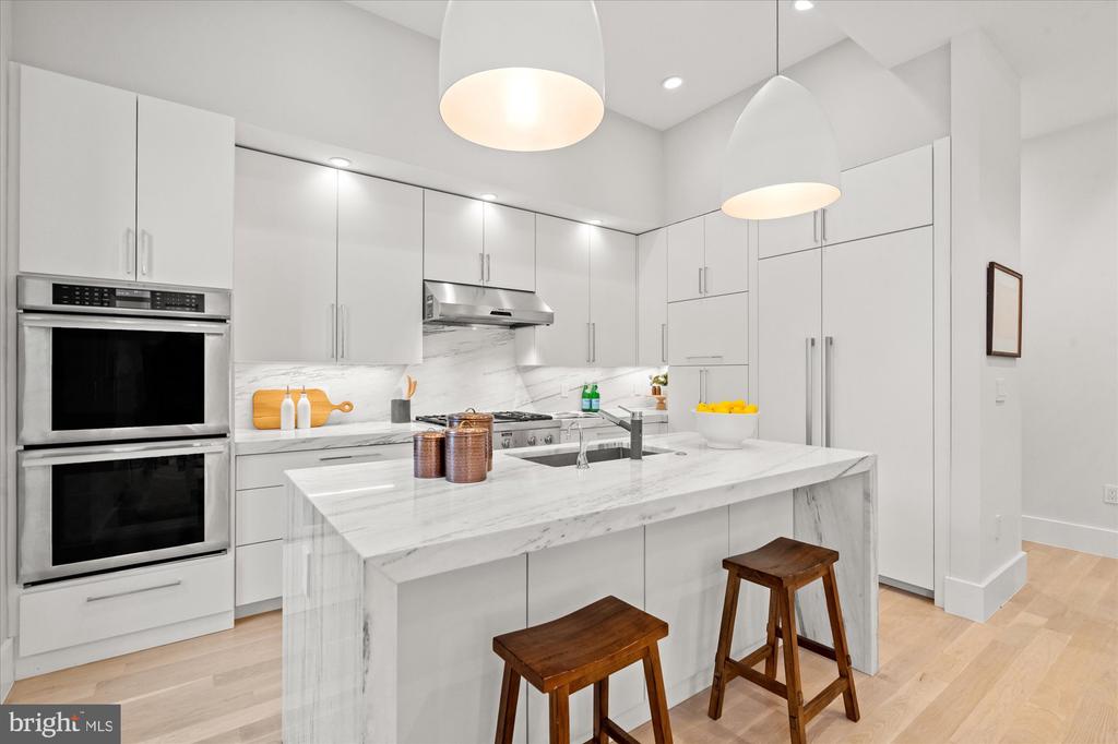 1600 13TH STREET NW Unit: B
