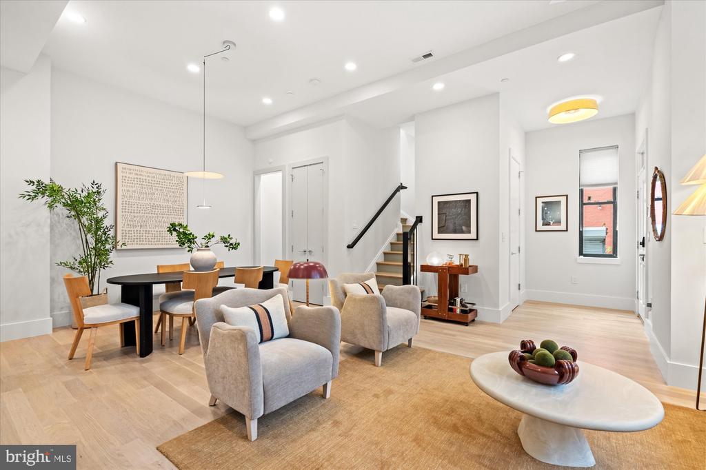 1600 13TH STREET NW Unit: B