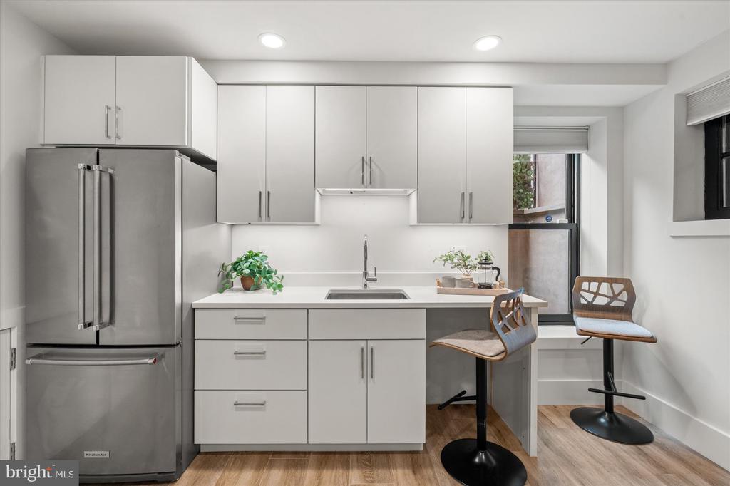 1600 13TH STREET NW Unit: B