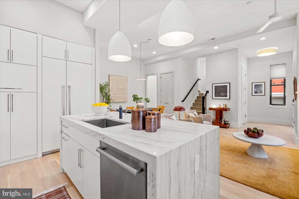 1600 13TH STREET NW Unit: B