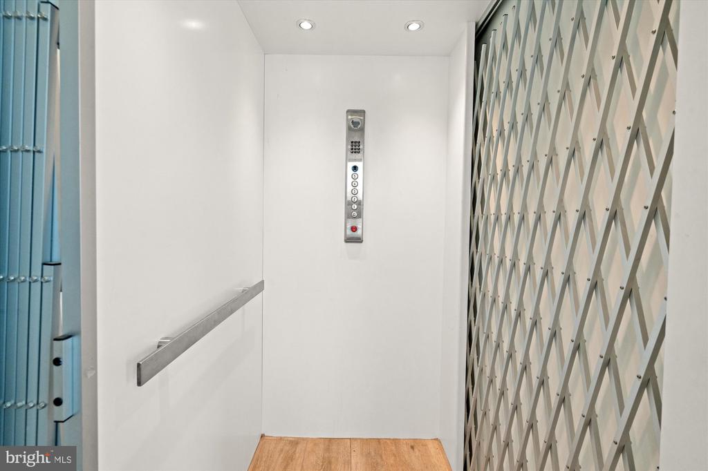 1600 13TH STREET NW Unit: B