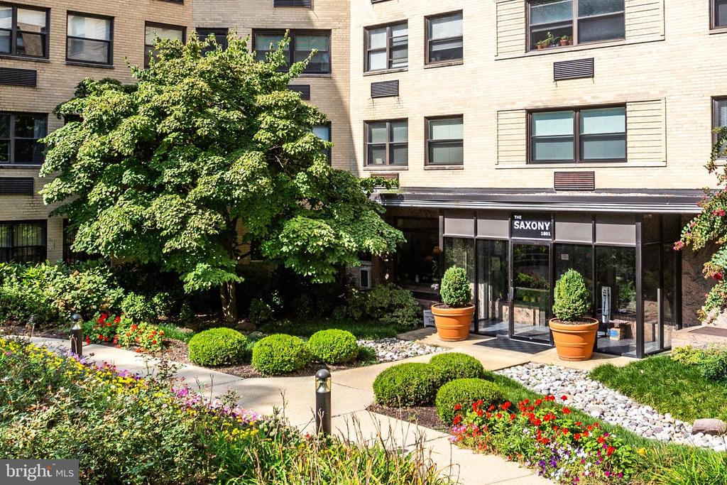 1801 CLYDESDALE PLACE NW Unit: 704