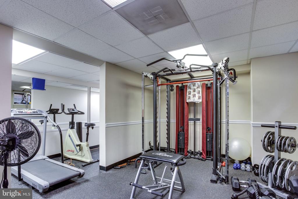 1801 CLYDESDALE PLACE NW Unit: 704