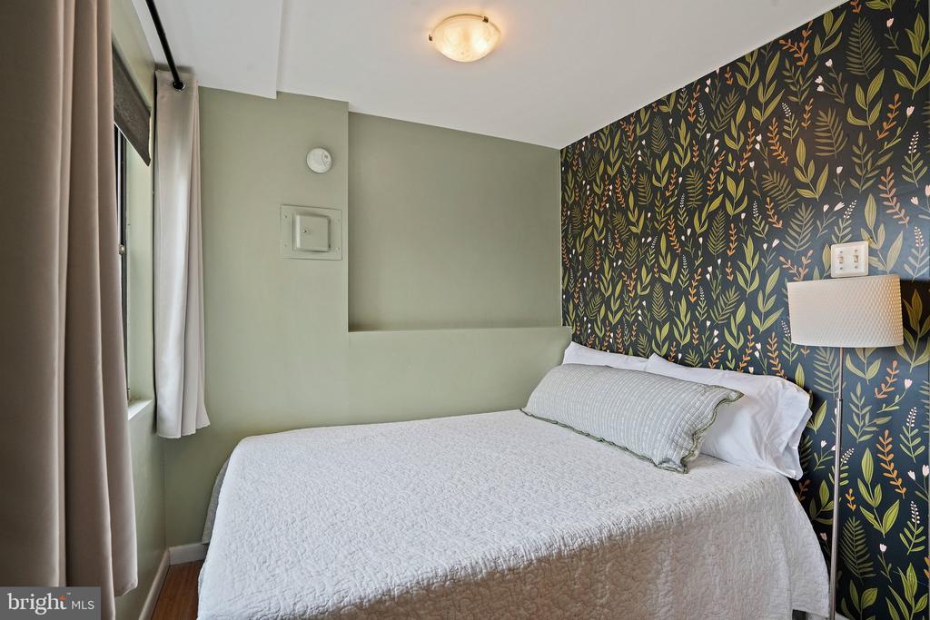 1801 CLYDESDALE PLACE NW Unit: 704