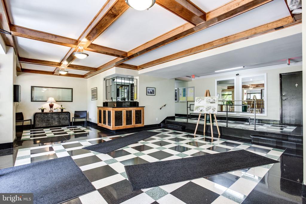 1801 CLYDESDALE PLACE NW Unit: 704
