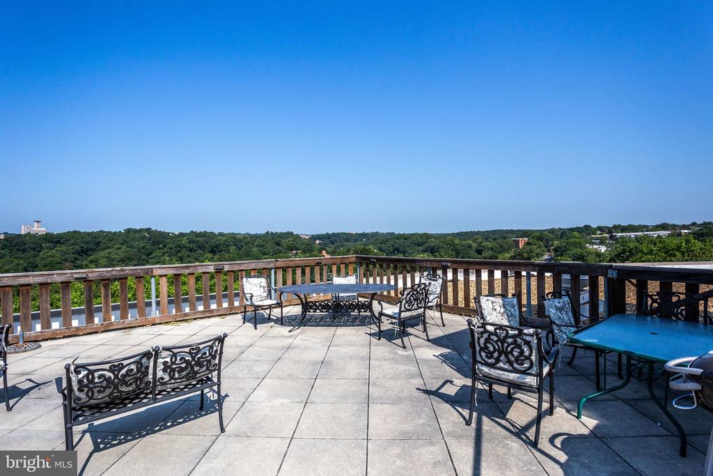 1801 CLYDESDALE PLACE NW Unit: 704
