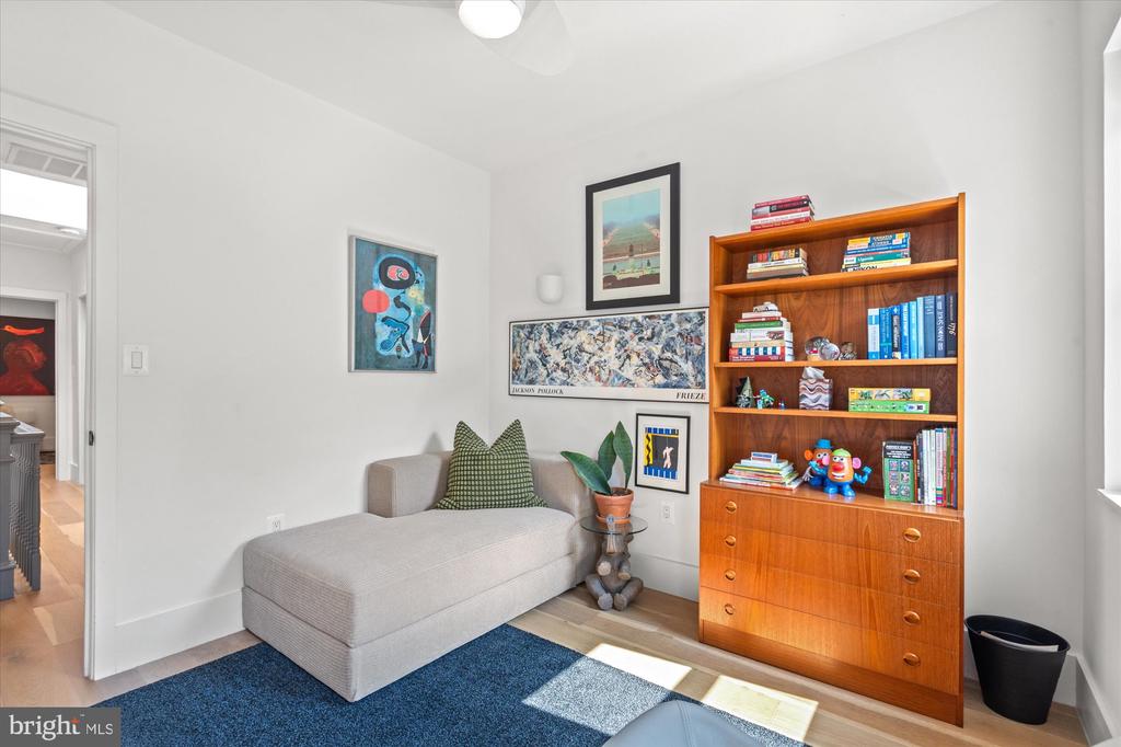 515 14TH SE
