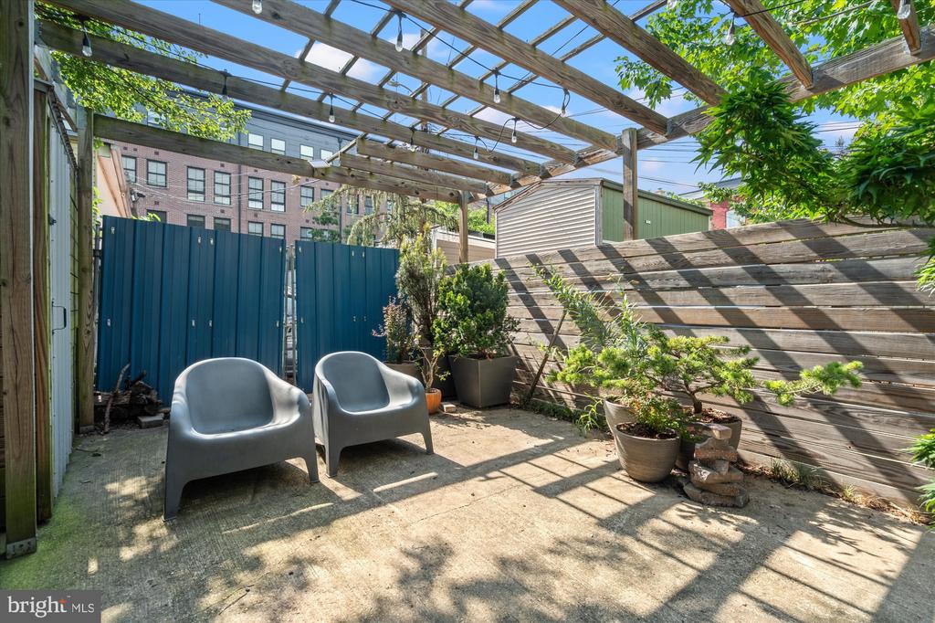 515 14TH SE