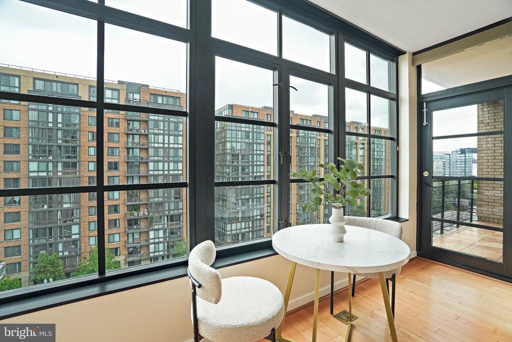 437 NEW YORK AVENUE NW Unit: 802