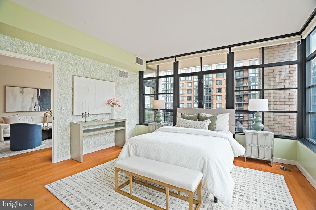 437 NEW YORK AVENUE NW Unit: 802