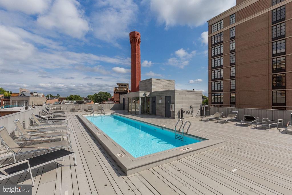 437 NEW YORK AVENUE NW Unit: 802
