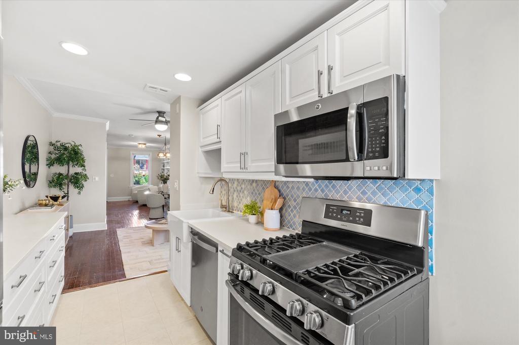 1421 K STREET SE